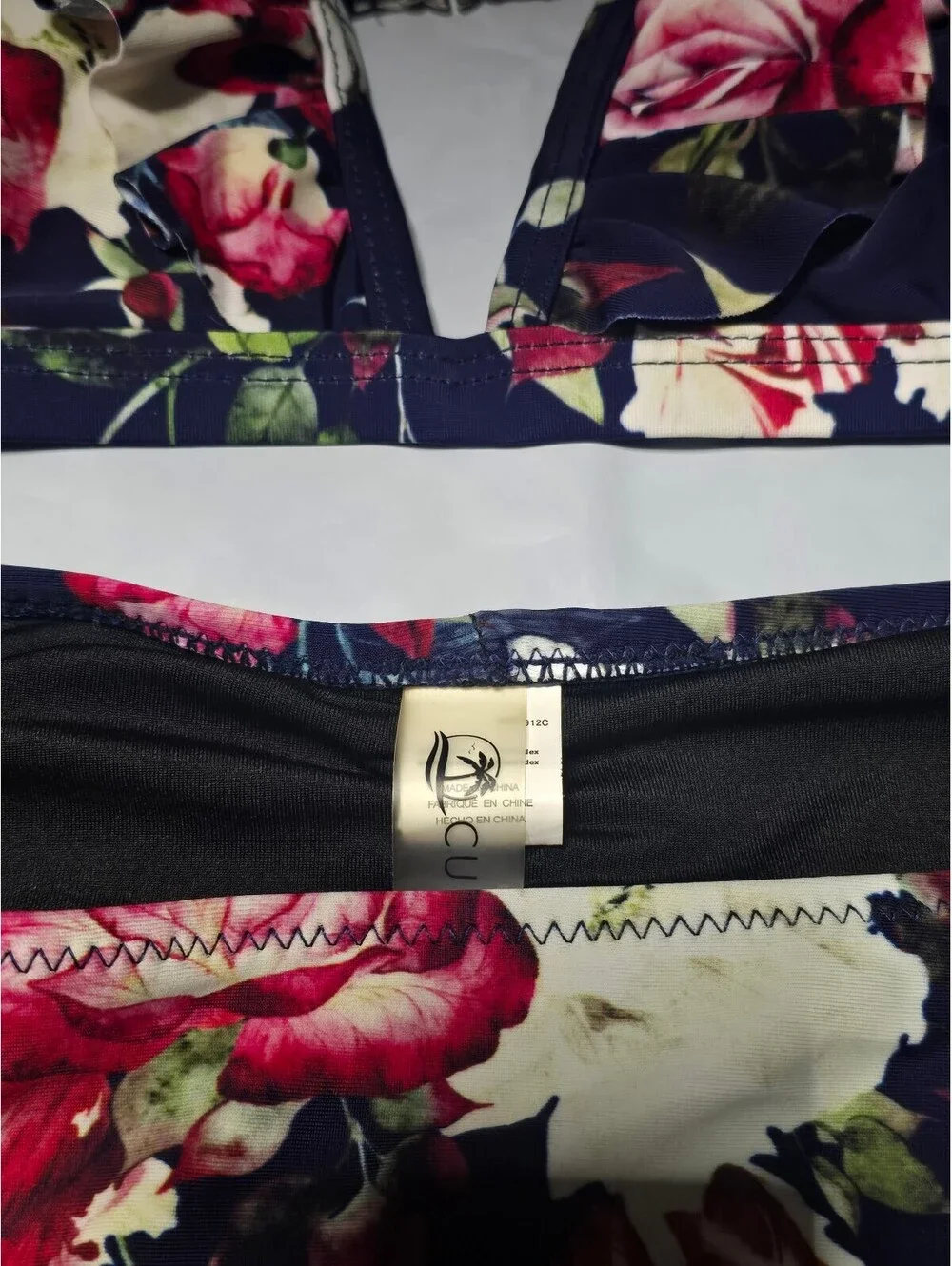CUPSHE Women’s Size M Navy Floral Ruffle Bikini Two Piece Swimsuit